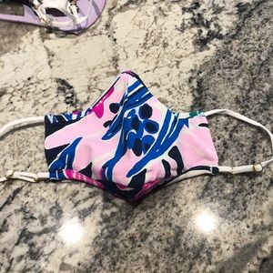 SOLD OUT - LILLY PULITZER CHILLYLILLY Mask